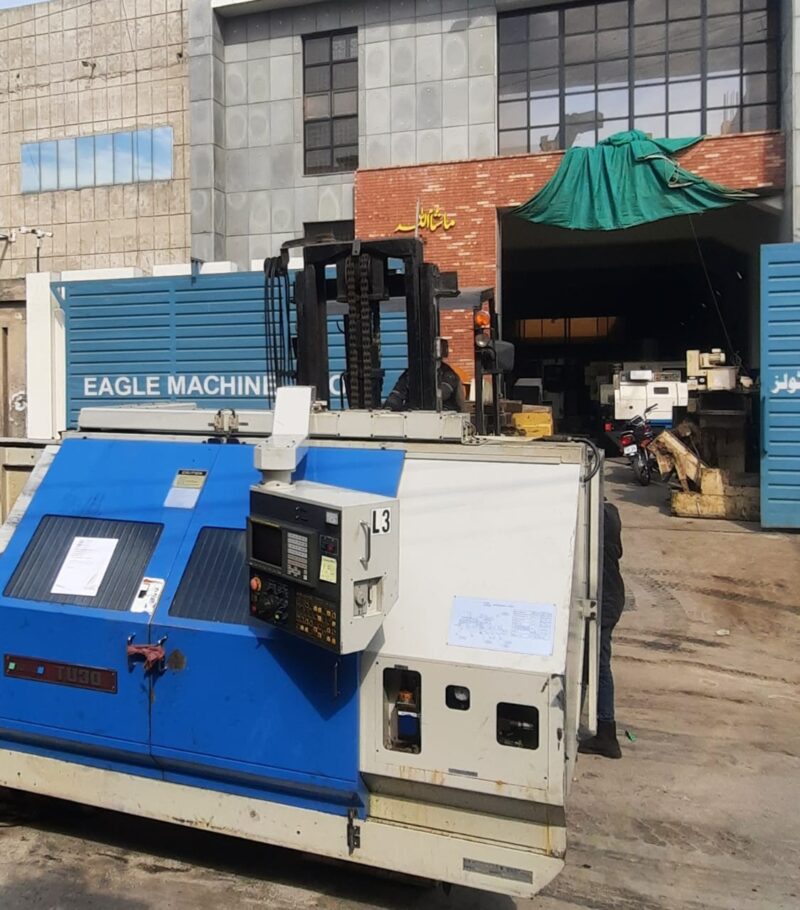 CNC TURNING CENTER IKEGAI TU30