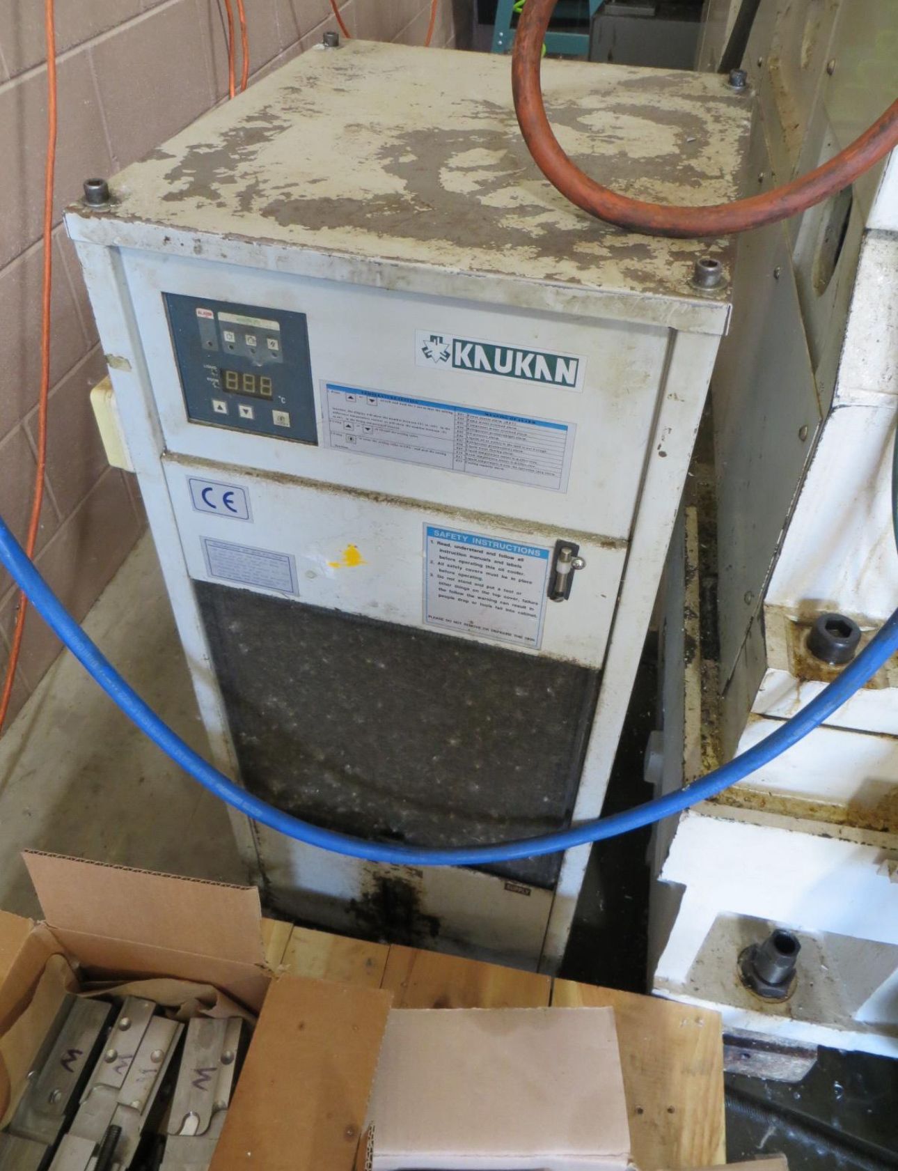 VERTICAL MACHINING CENTER DOOSAN DMV4020L